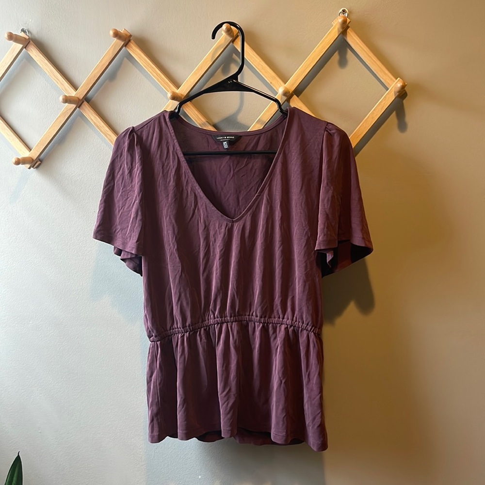 Lucky Brand Wine Peplum V- Neck Top